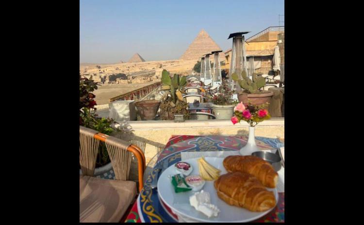Отель Queen Cleopatra View Kafrat al Jabal Экстерьер фото